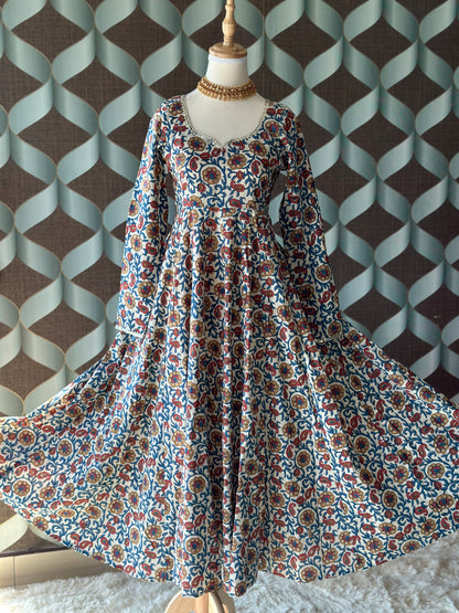 Gulnaar Dhabu Cotton Anarkali
