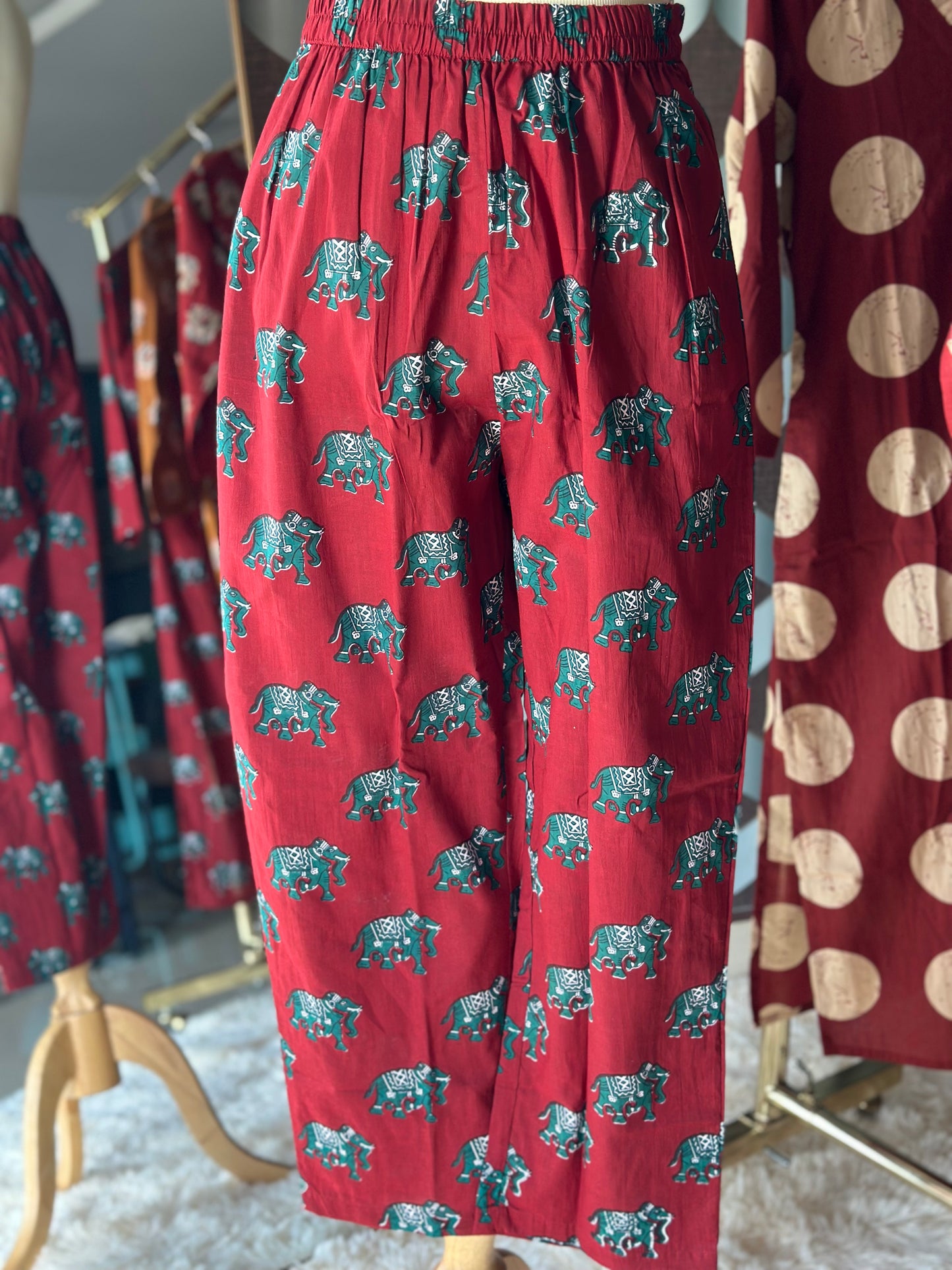 Red Elephant Viva Set