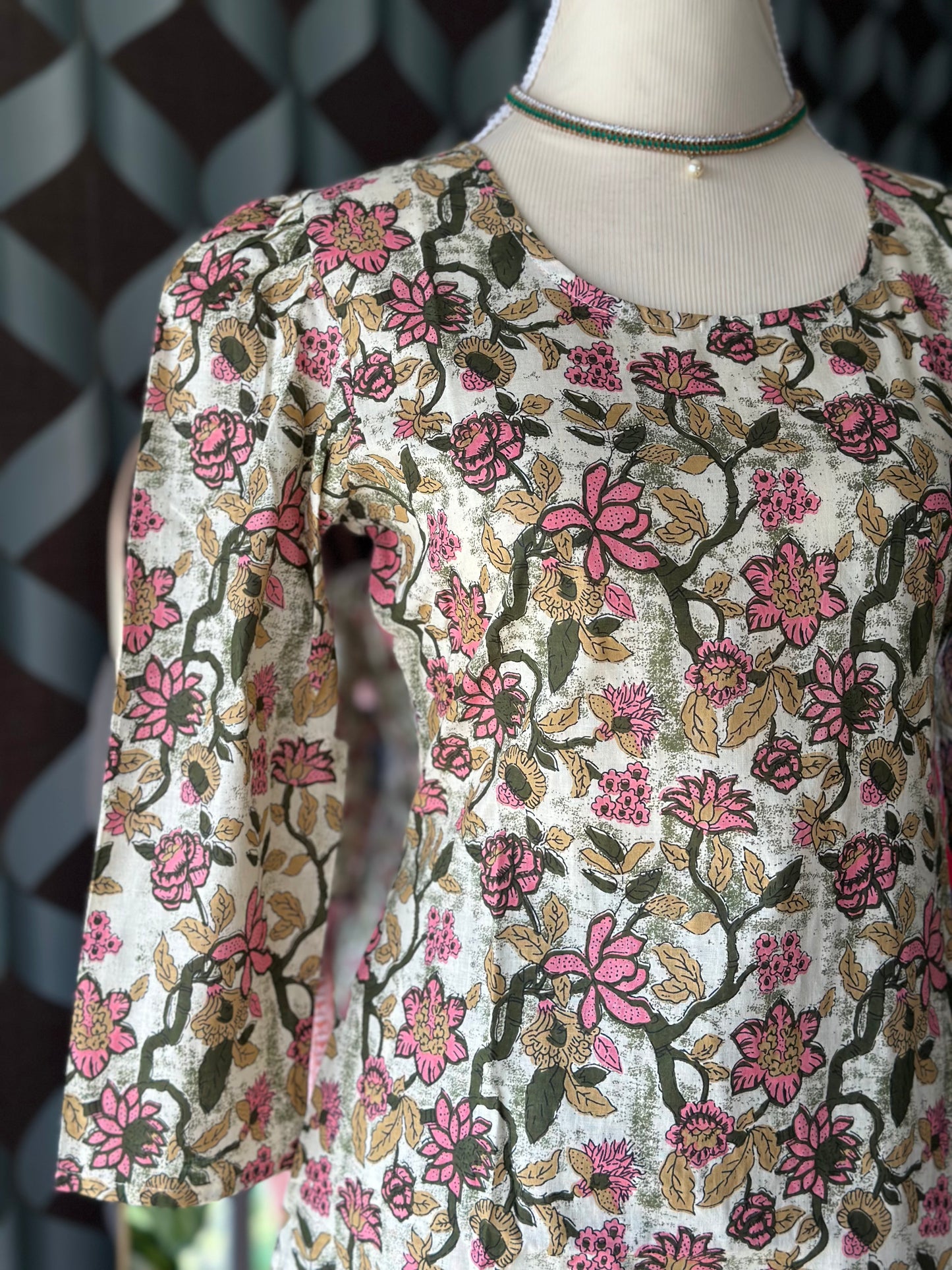 Floral Cream Viva Set