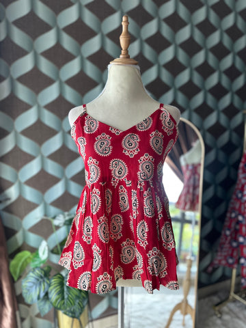 Red&Cream Paisley Motif Starp Top