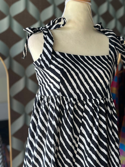 Black Strap Lehariya Midi Dress