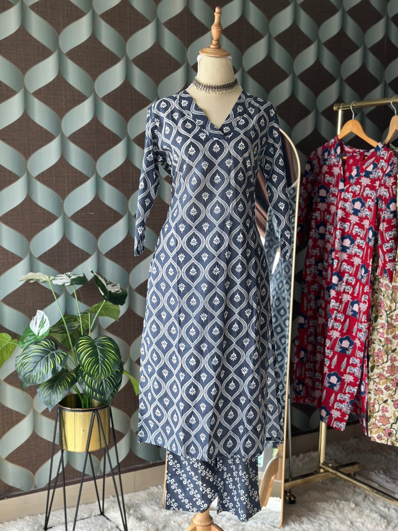 Cloudy Grey Butta Viva Set