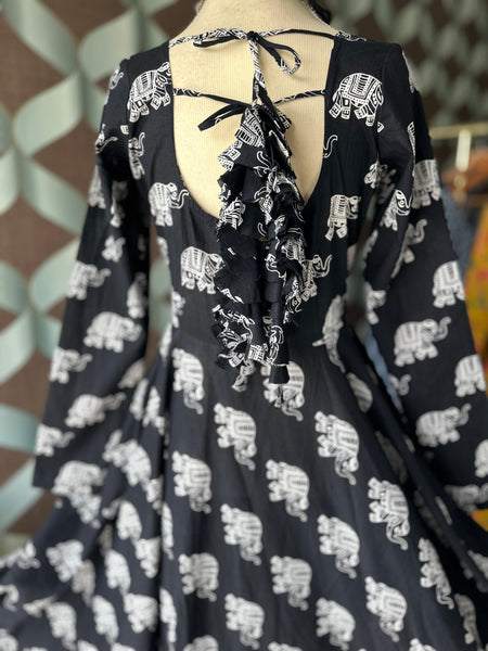 Classic Black&White Elephant Print