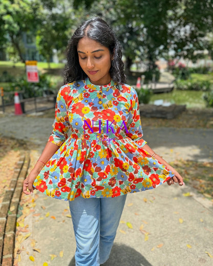 Summer Garden Short Top