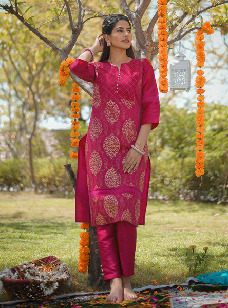 Pink Printed Straight Kurta with Pants