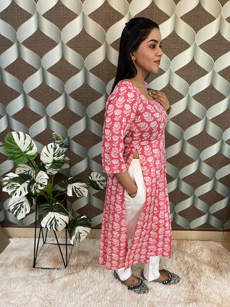 Nyra Floral Pink Kurta